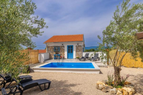 Holiday house KUNTENTA with pool and jacuzzi